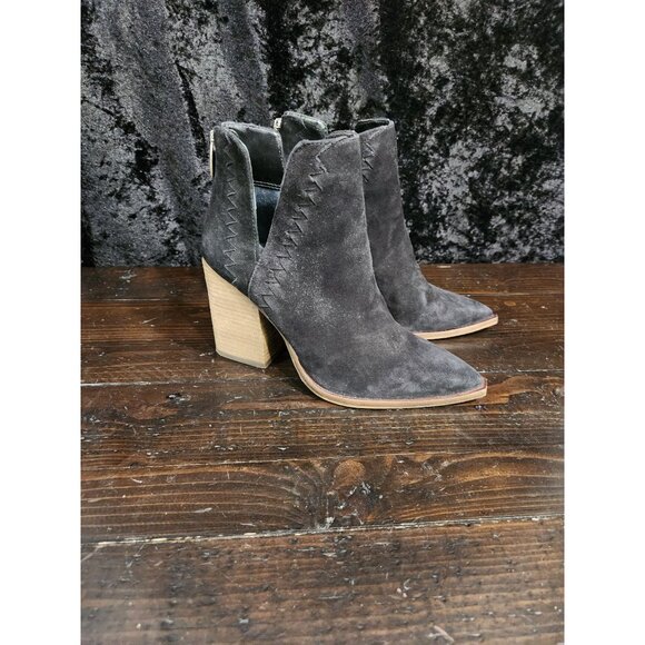 Vince Camuto Genedy Black Suede Western Bootie Size 7M - Picture 3 of 8